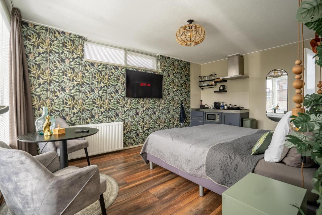 The Jungle - Duo Studio With Kingsize Terrace Гронинген Экстерьер фото